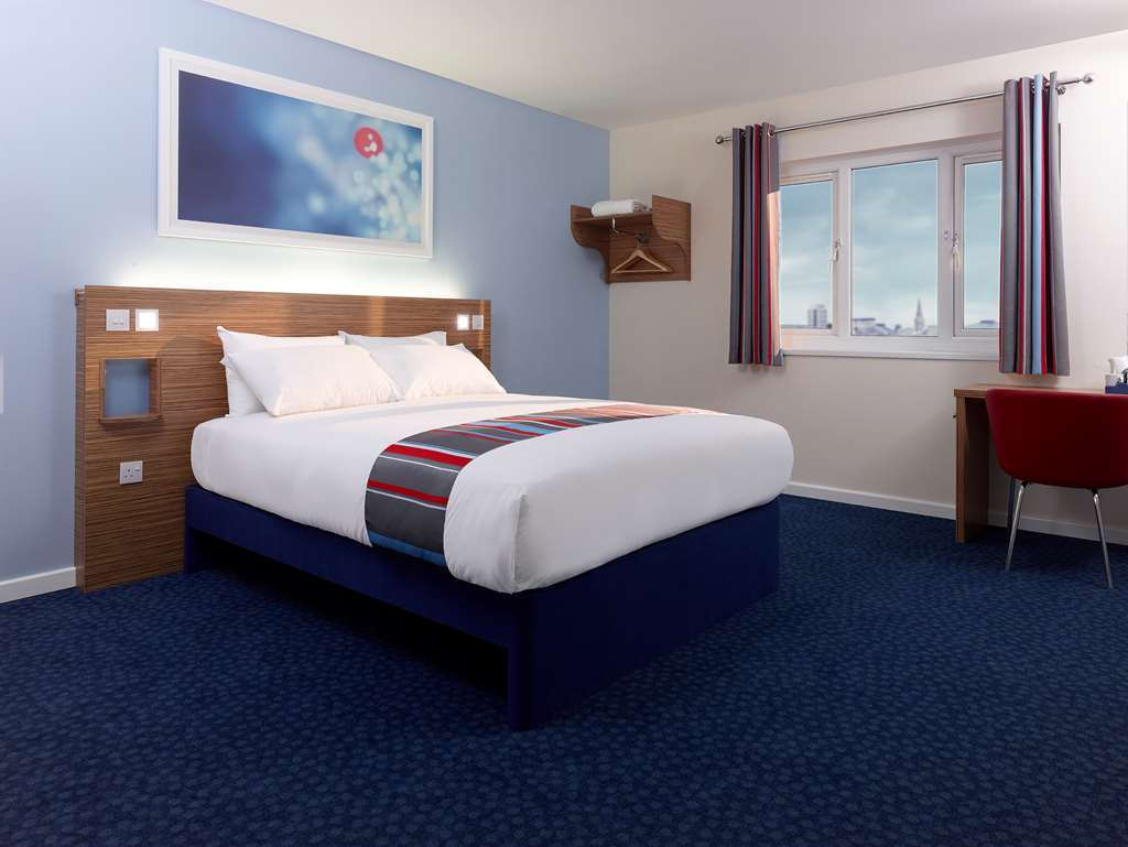 Travelodge Milton Keynes Old Stratford ห้อง รูปภาพ