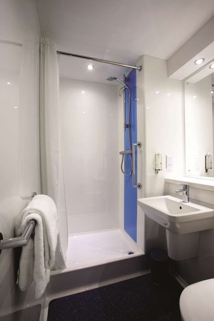 Travelodge Milton Keynes Old Stratford ห้อง รูปภาพ