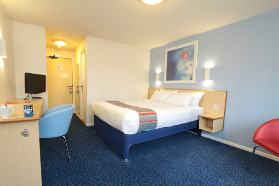 Travelodge Milton Keynes Old Stratford ห้อง รูปภาพ