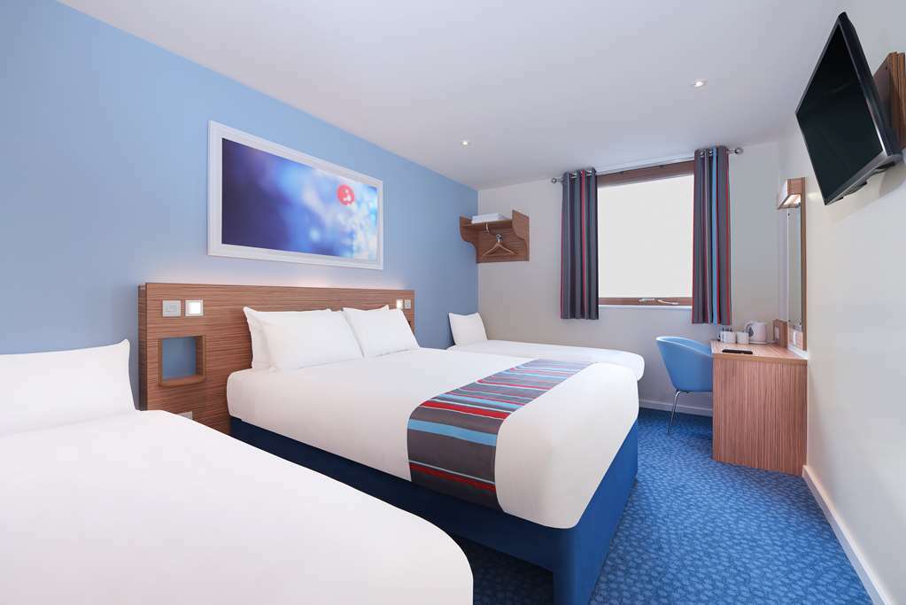 Travelodge Milton Keynes Old Stratford ห้อง รูปภาพ