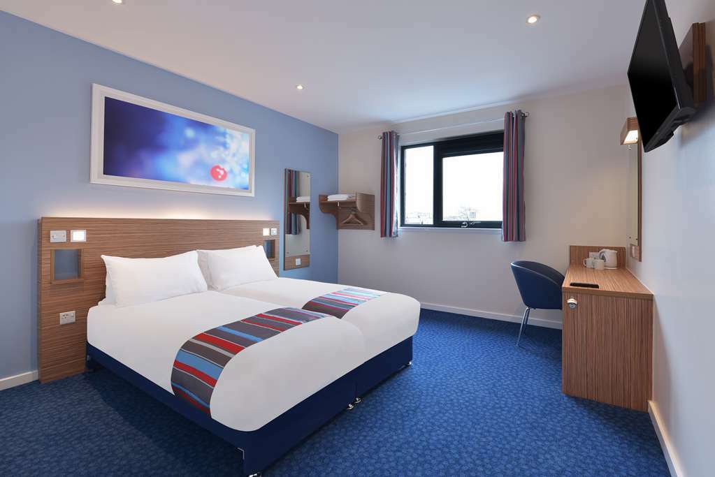 Travelodge Milton Keynes Old Stratford ห้อง รูปภาพ